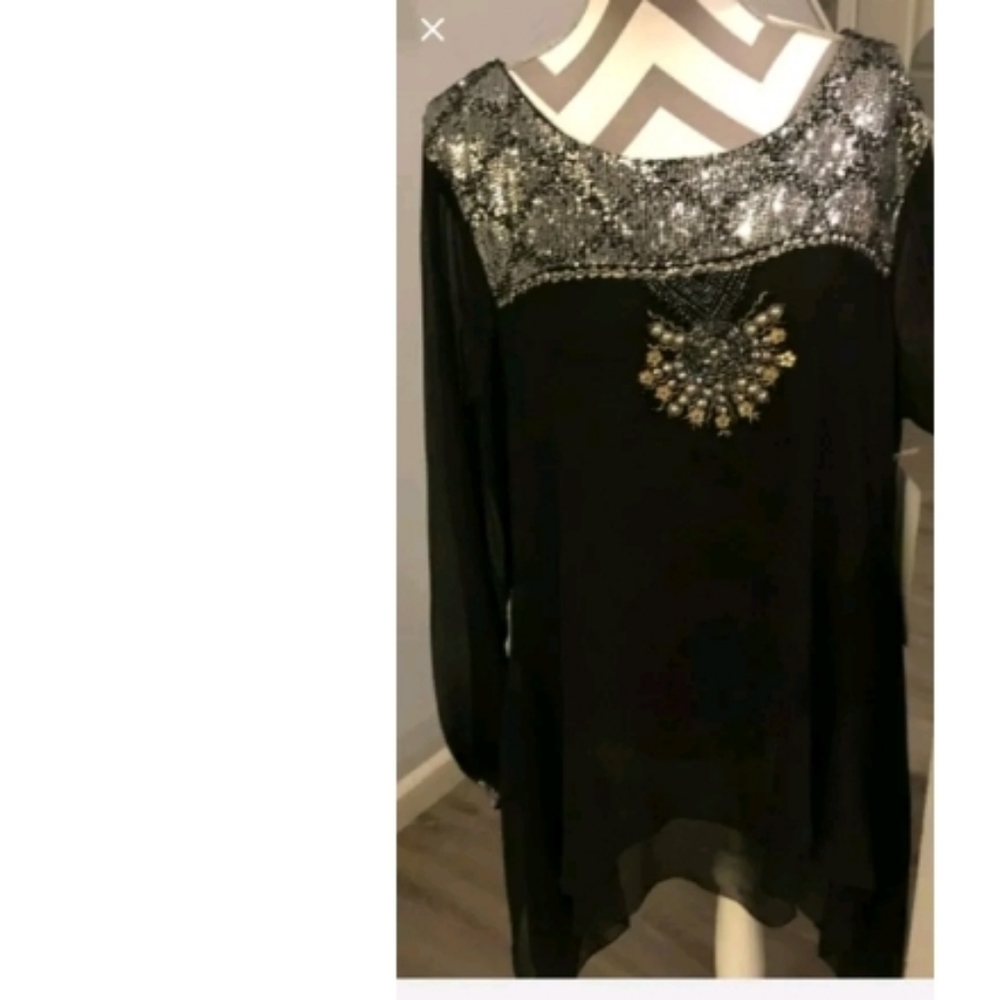 Final $8 Ashro " Embellished Hi- Lo Tunic" Sz. S Blk.